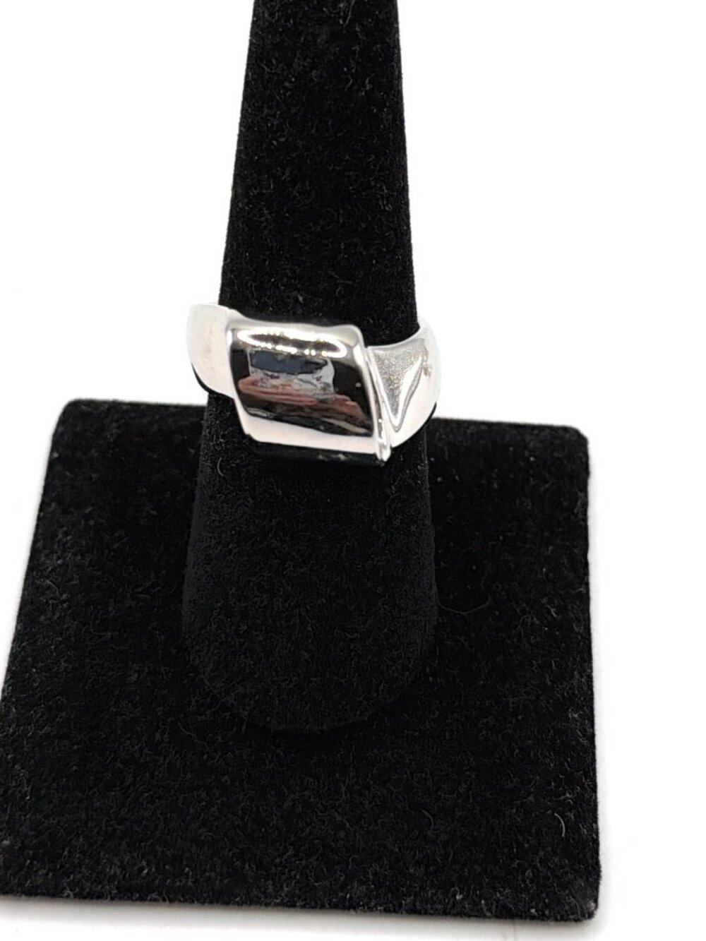 SASH Retired lia sophia ring Size 8